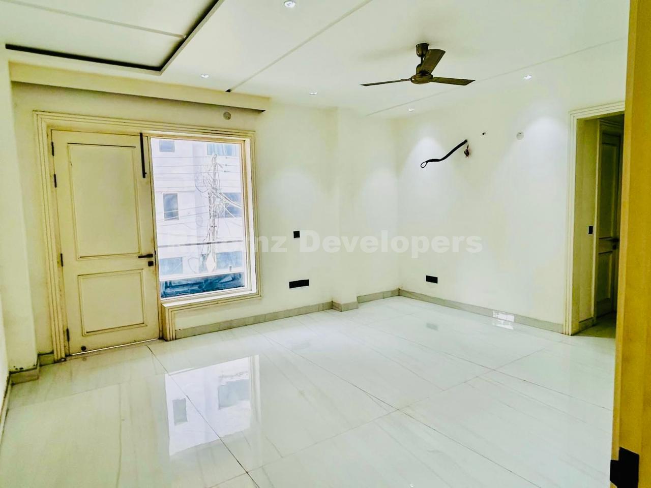 WhatsApp Image 2025-12-19 at 1.21.02 PM (3)